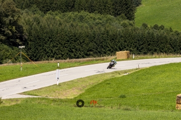 57A4569